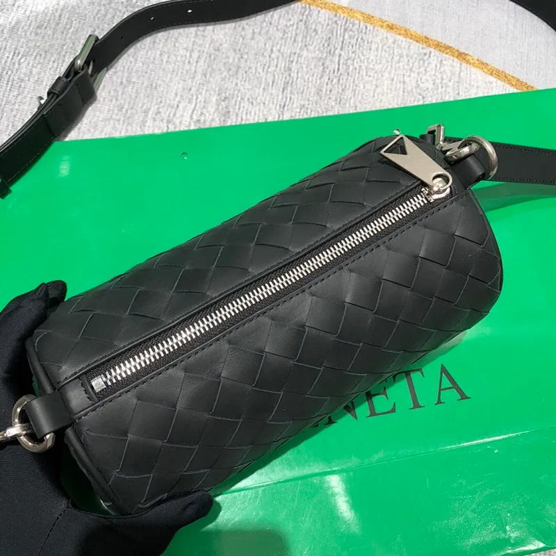 All categories 💚 Top version men’s bags 💚 BV 2024 new BV crossbody bag